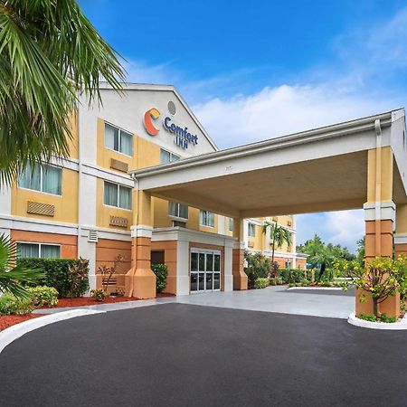 Comfort Inn Fort Myers Northeast Екстериор снимка
