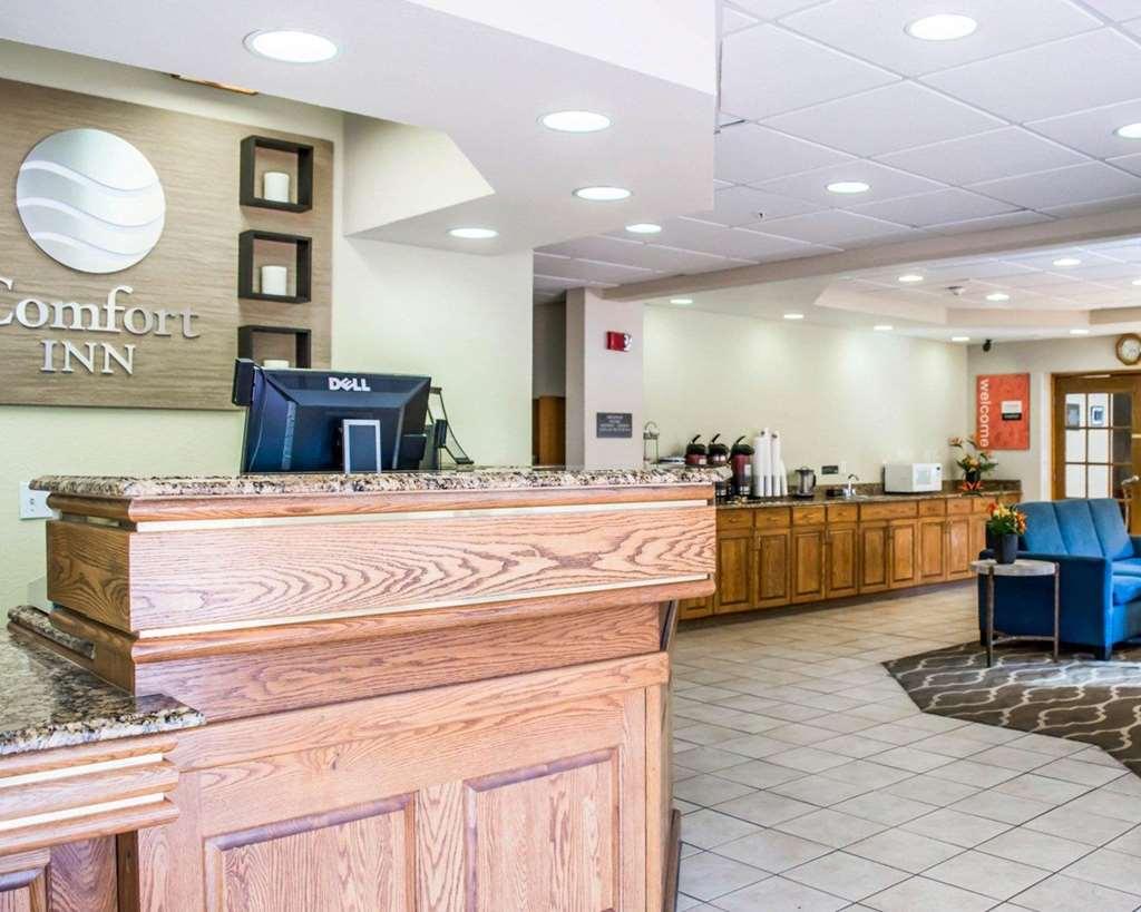Comfort Inn Fort Myers Northeast Интериор снимка