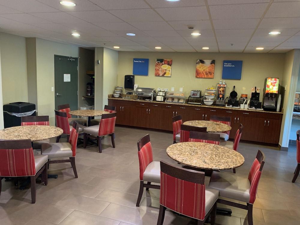 Comfort Inn Fort Myers Northeast Екстериор снимка