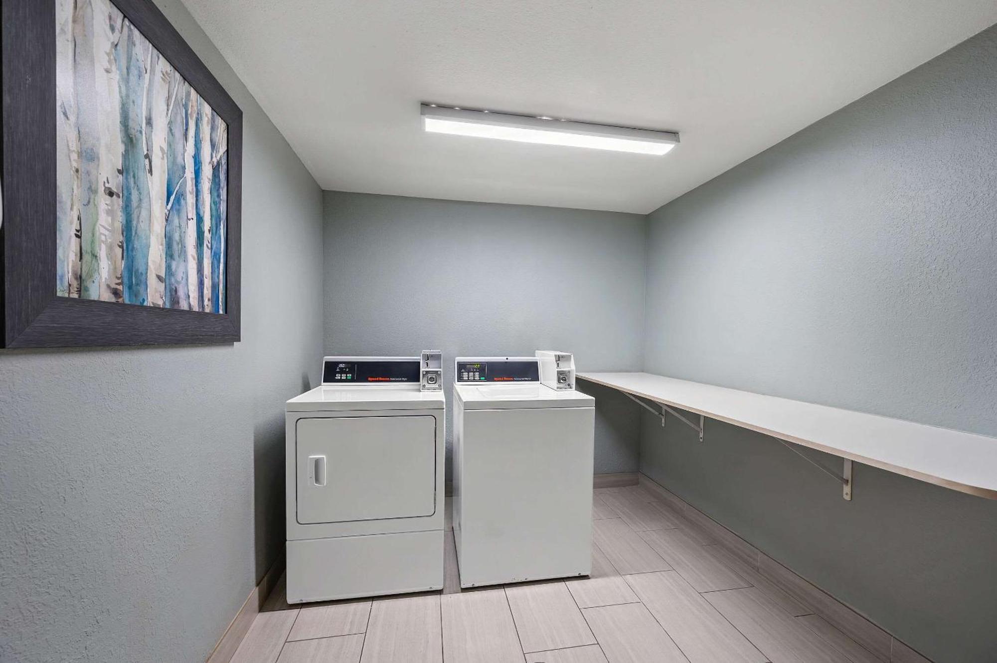 Comfort Inn Fort Myers Northeast Екстериор снимка
