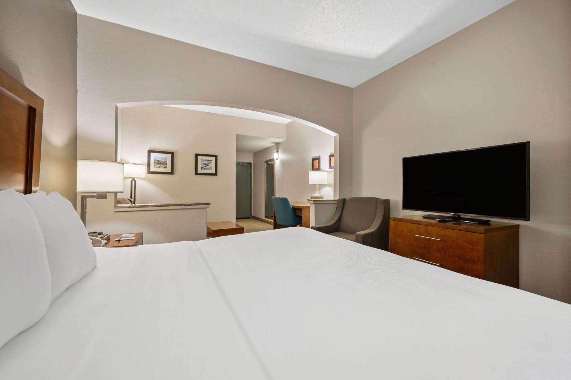 Comfort Inn Fort Myers Northeast Екстериор снимка
