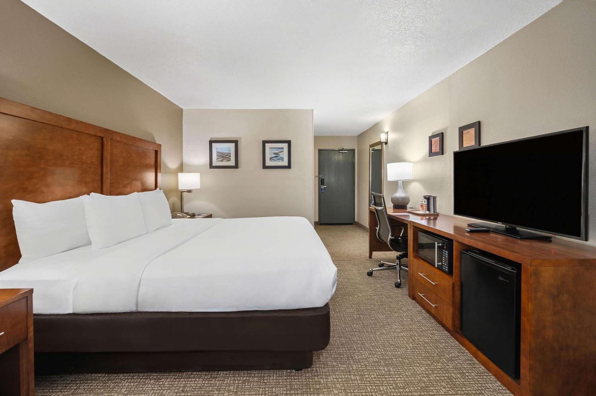 Comfort Inn Fort Myers Northeast Екстериор снимка