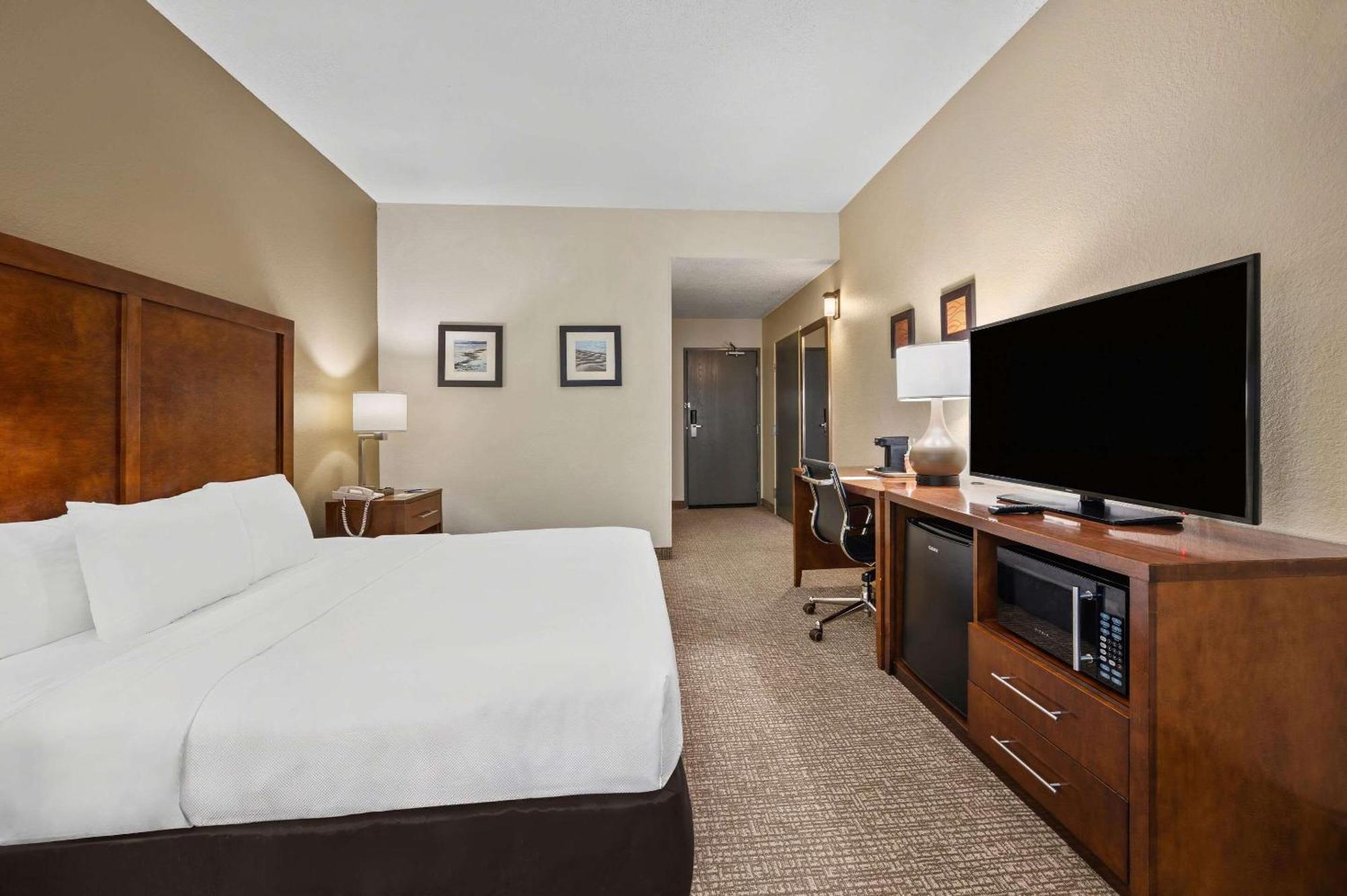Comfort Inn Fort Myers Northeast Екстериор снимка