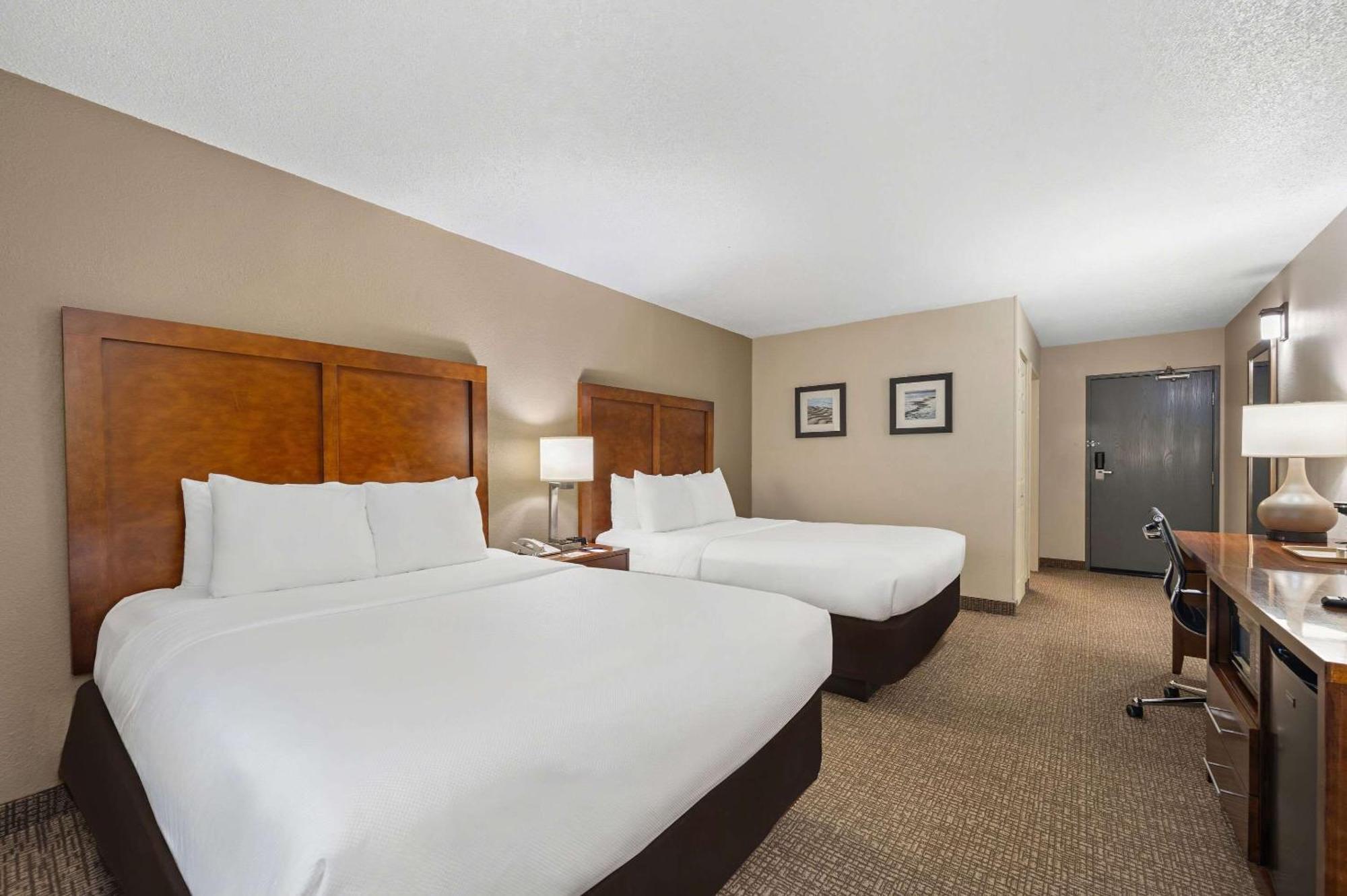Comfort Inn Fort Myers Northeast Екстериор снимка