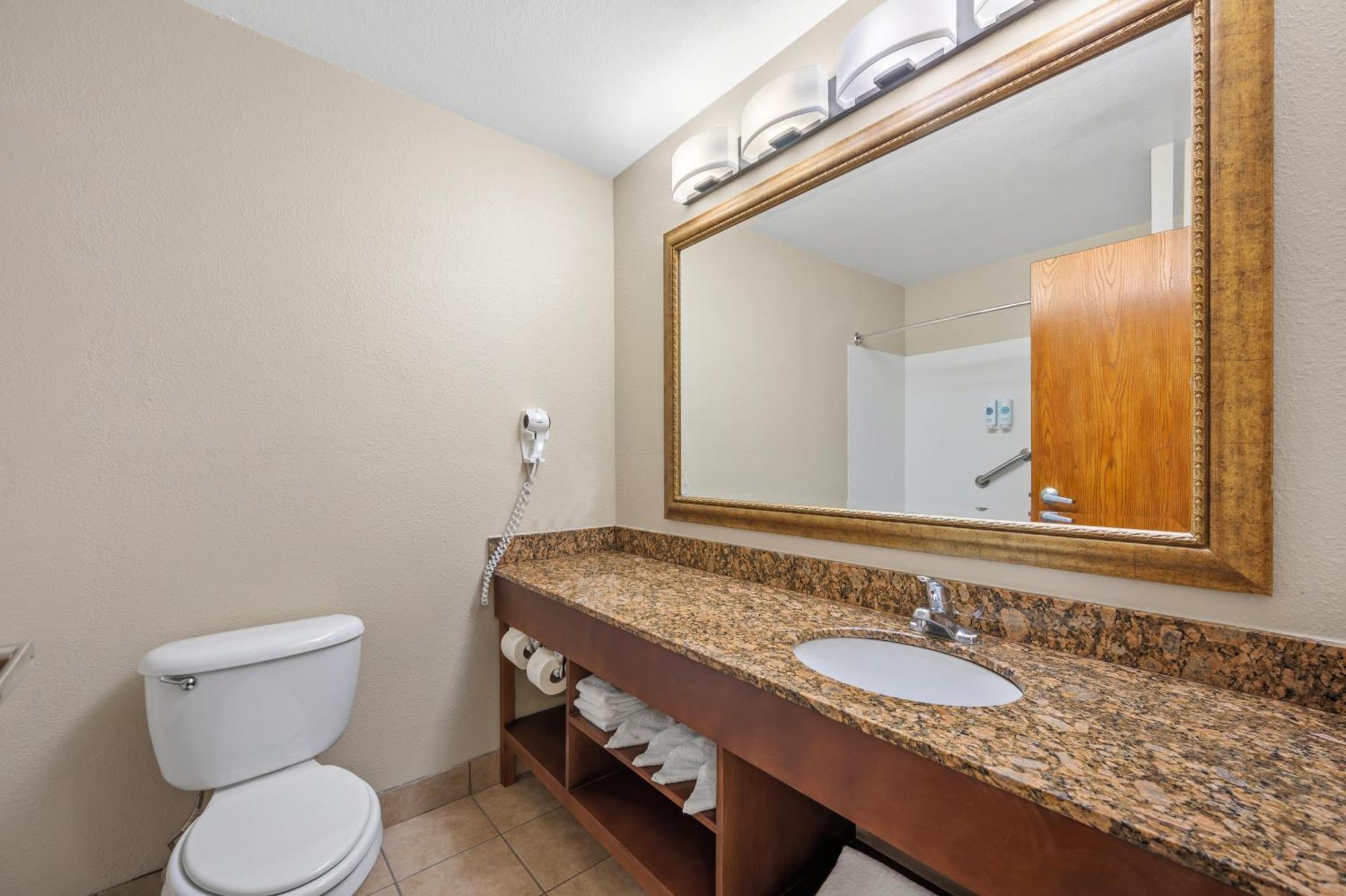 Comfort Inn Fort Myers Northeast Екстериор снимка