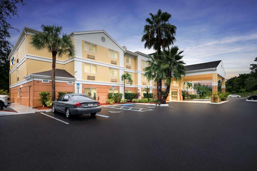 Comfort Inn Fort Myers Northeast Екстериор снимка